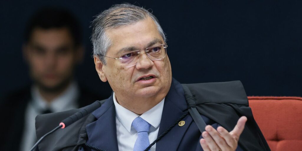 Dino quer que Congresso informe como vai identificar autor de emendas