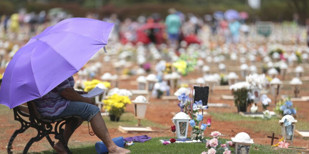 Grupos terapêuticos ajudam mães a lidar com "dor inominável" do luto 