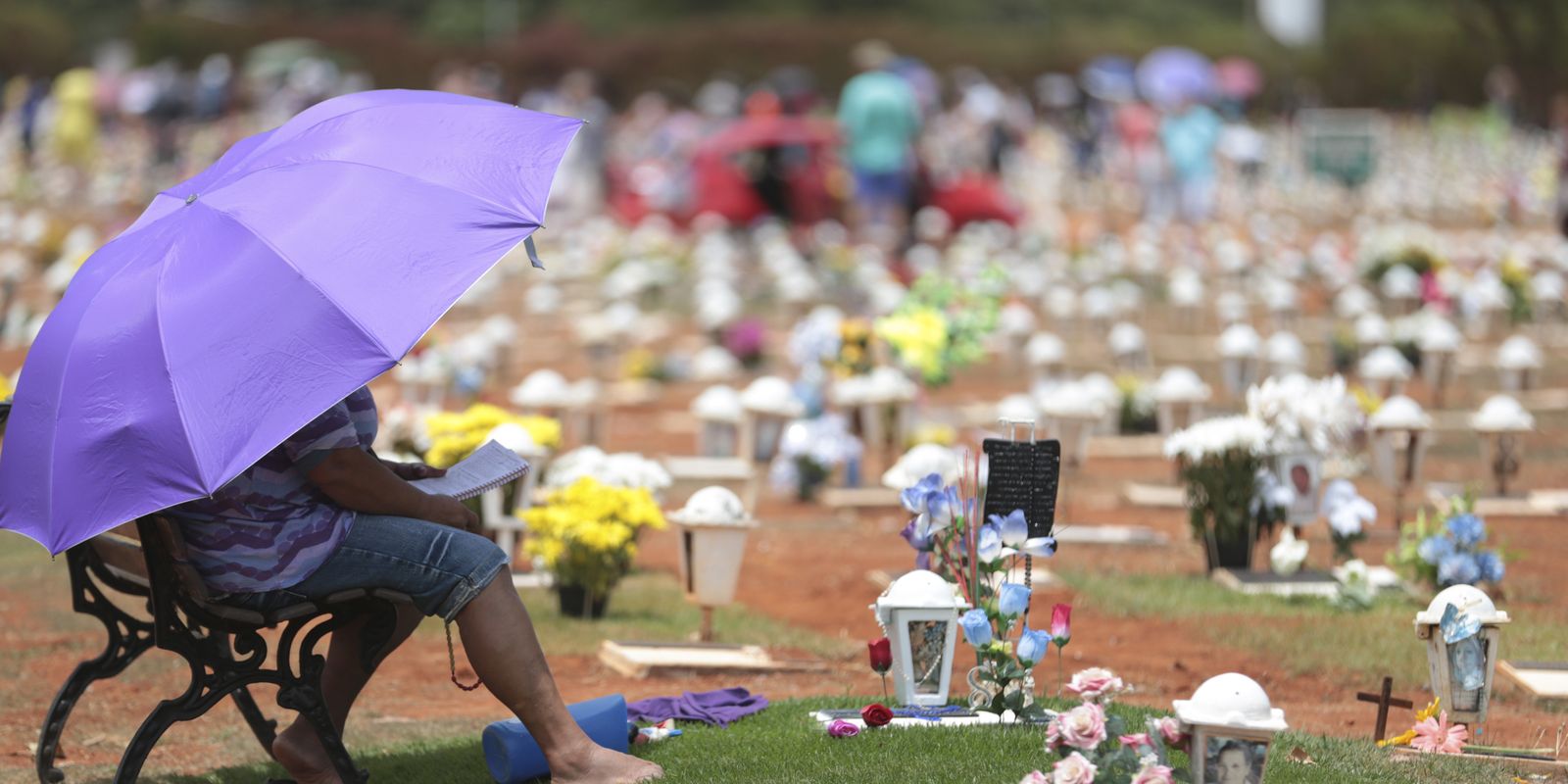 Grupos terapêuticos ajudam mães a lidar com "dor inominável" do luto 